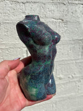 Load image into Gallery viewer, Ruby Fuchsite Kyanite XL Body