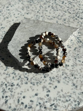 Load image into Gallery viewer, Orca Agate 8mm Bracelet
