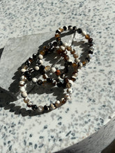 Load image into Gallery viewer, Orca Agate 8mm Bracelet
